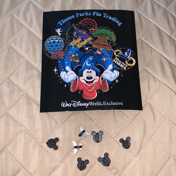 New Disney Theme Parks Pin set - rare 2007 - Picture 4 of 15